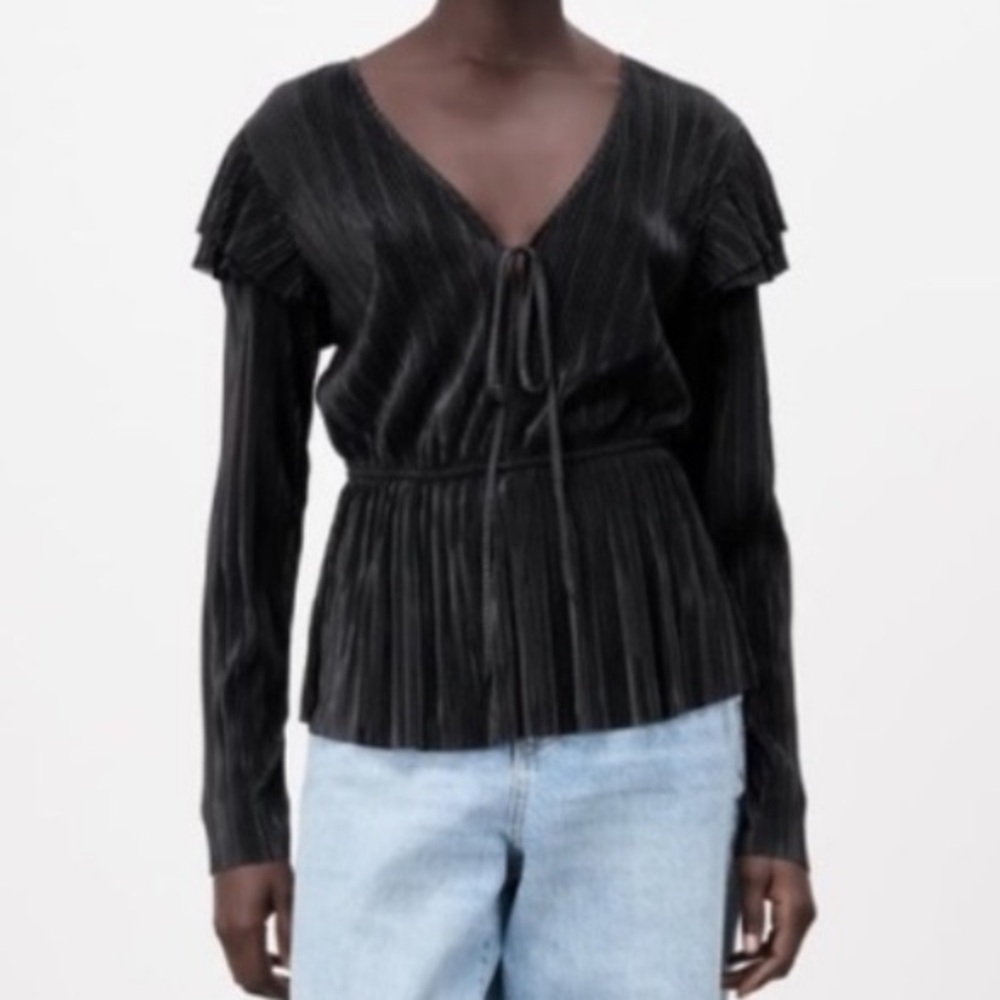 NWOT Zara pleated peplum sheer black long sleeve v-neck blouse Sz S